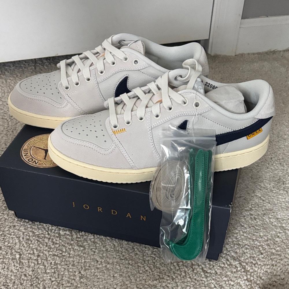 Jordan Unions Men's Gray and Navy Sneakers